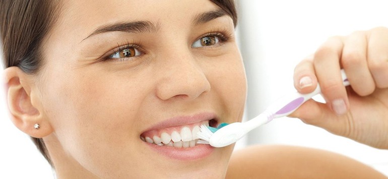 Come effettuare una perfetta igiene orale